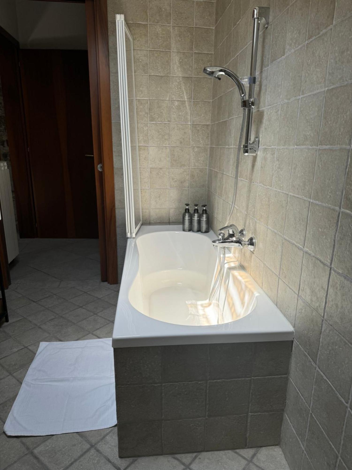 Lex 4 Sauna -Trieste Center Εξωτερικό φωτογραφία